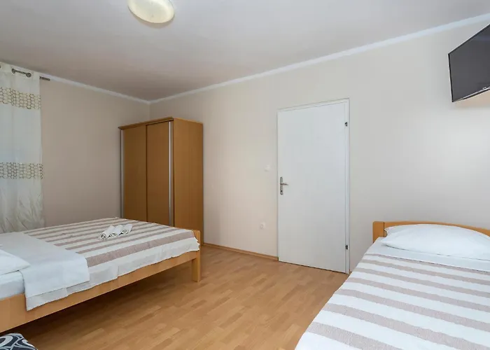 2 Bedroom In *