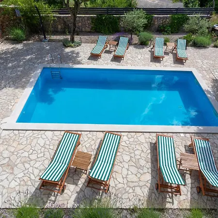 Cozy In With Swimming Pool
