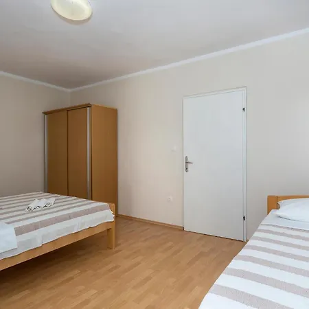 2 Bedroom In *